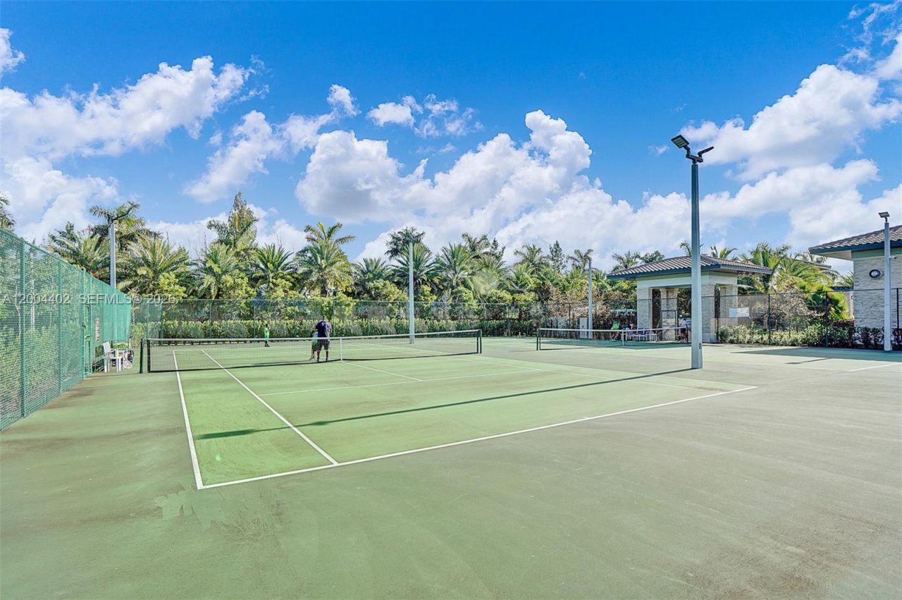 10437 NW 82nd St , Unit 5, Doral, FL 33178 Photo