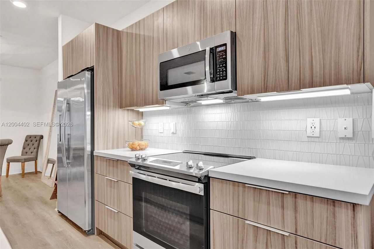 10437 NW 82nd St , Unit 5, Doral, FL 33178 Photo