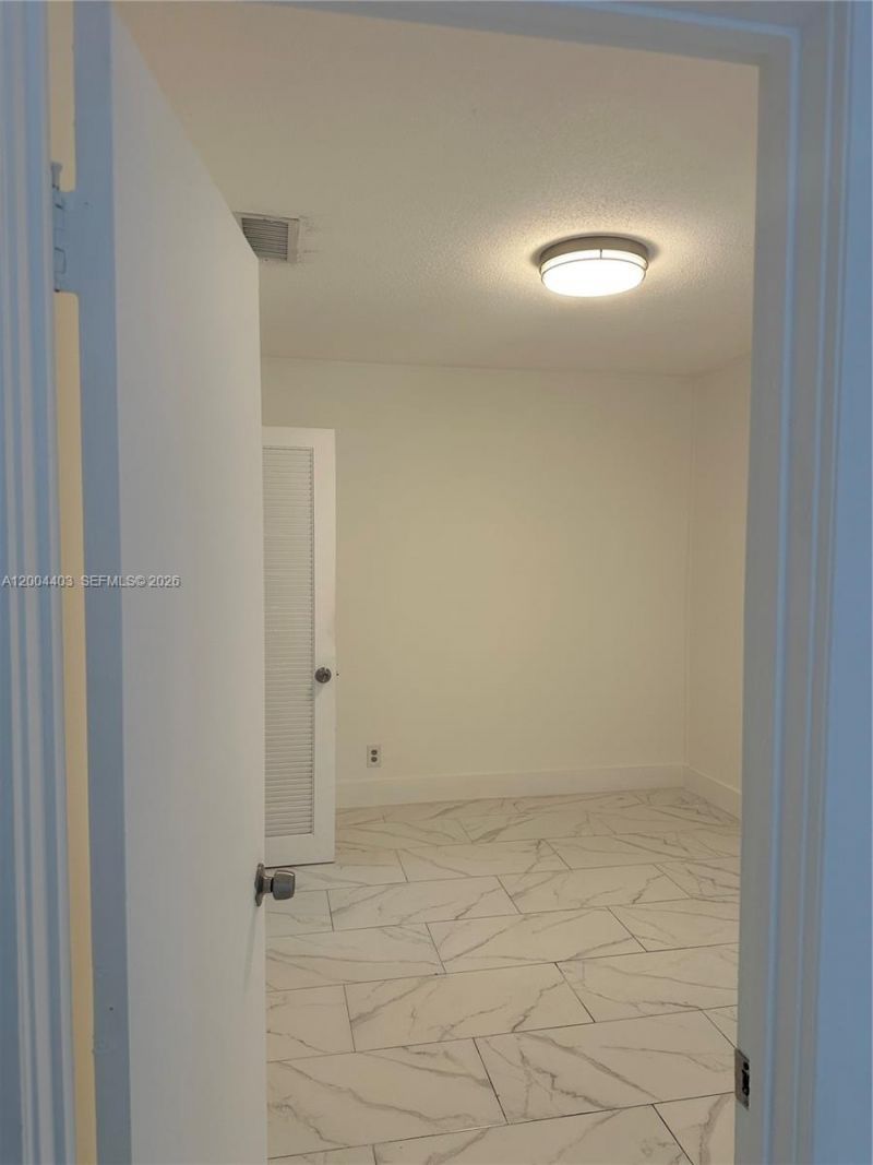 220 SW 8th Ave , Unit 1-2, Hallandale Beach, FL 33009 Photo