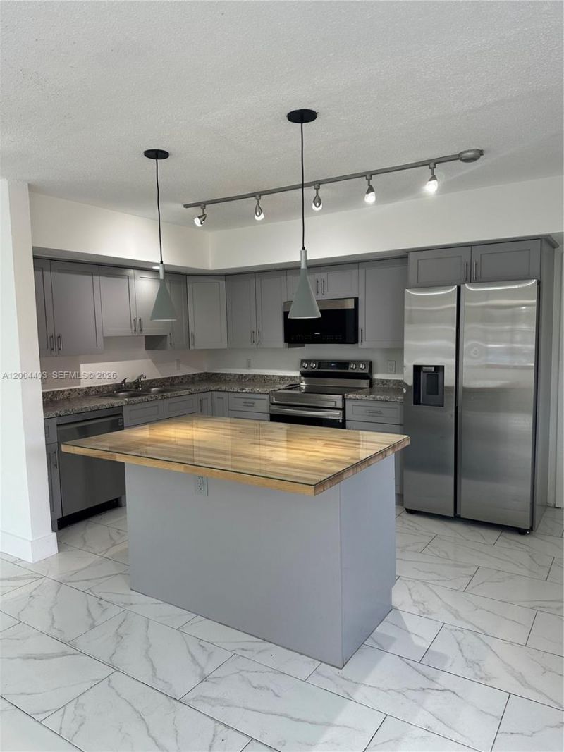 220 SW 8th Ave , Unit 1-2, Hallandale Beach, FL 33009 Photo