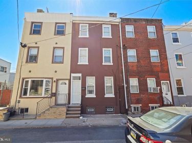 502 MOUNTAIN STREET, PHILADELPHIA, PA 19148