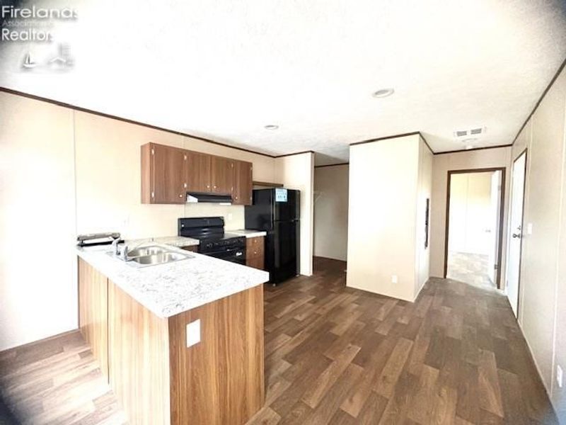 1121 Clayberg Rd, Unit 63, Greenwich, OH 44837 Photo 2