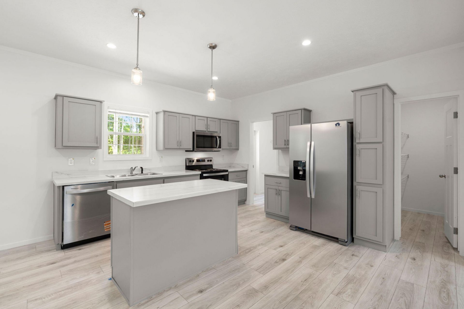 236 Gaines Circle Photo 12