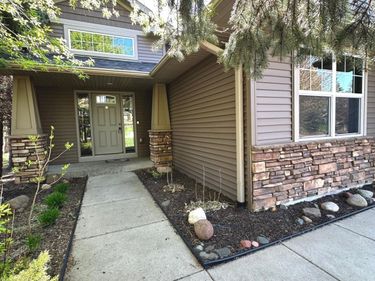 1539 Hydram Avenue N, Oakdale, MN 55128