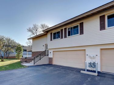 11106 Xavier Court, Bloomington, MN 55437