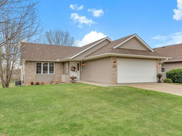 1735 Carleton Drive, Hastings, MN 55033