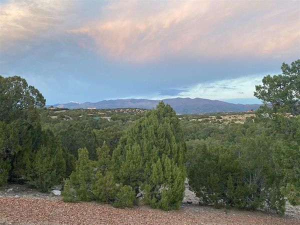18 Sundance Drive, Santa Fe, NM 87506