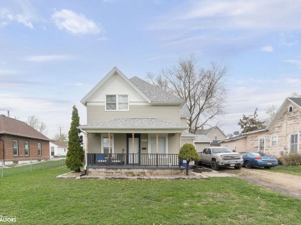 803 W Nevada Street, Marshalltown, IA 50158