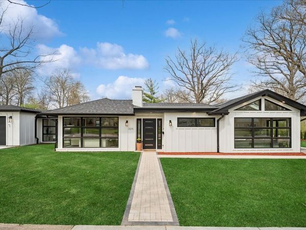 325 Park Place, Glencoe, IL 60022