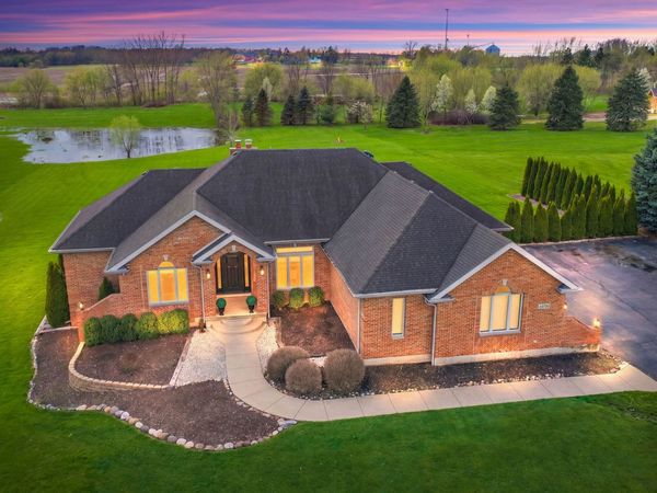 10703 Pebble Drive , Huntley, IL 60142