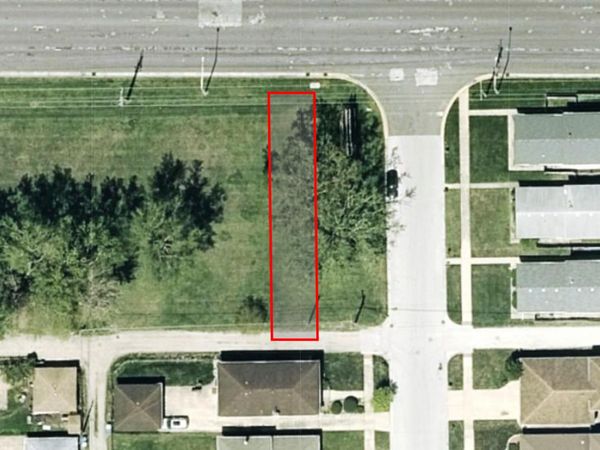 816 State Street , Calumet City, IL 60409