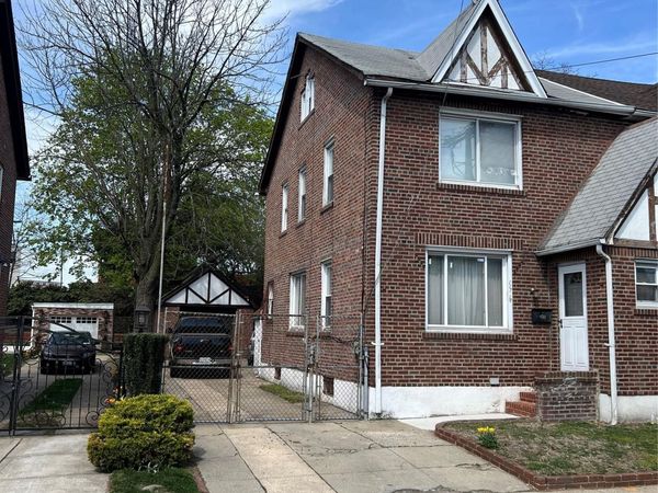 117-18 Nashville Blvd , Cambria Heights, NY 11411