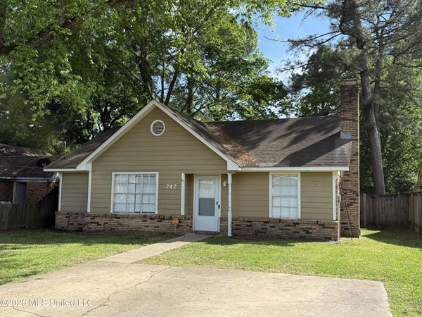 747 Clearmont Drive, Pearl, MS 39208