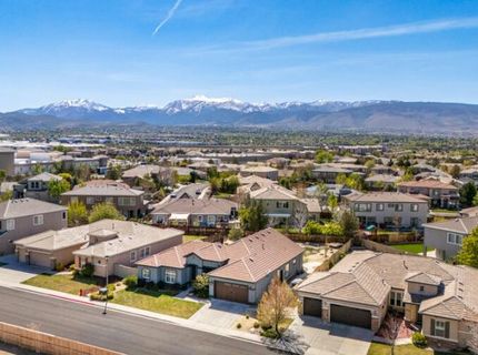 10565 Hampton Creek Drive, Reno, NV 89521 Photo