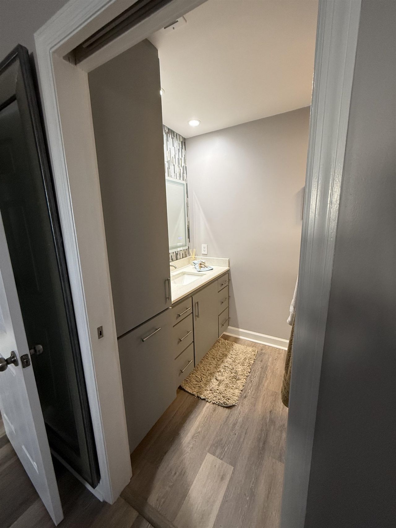 211 Landing Rd. Photo 10