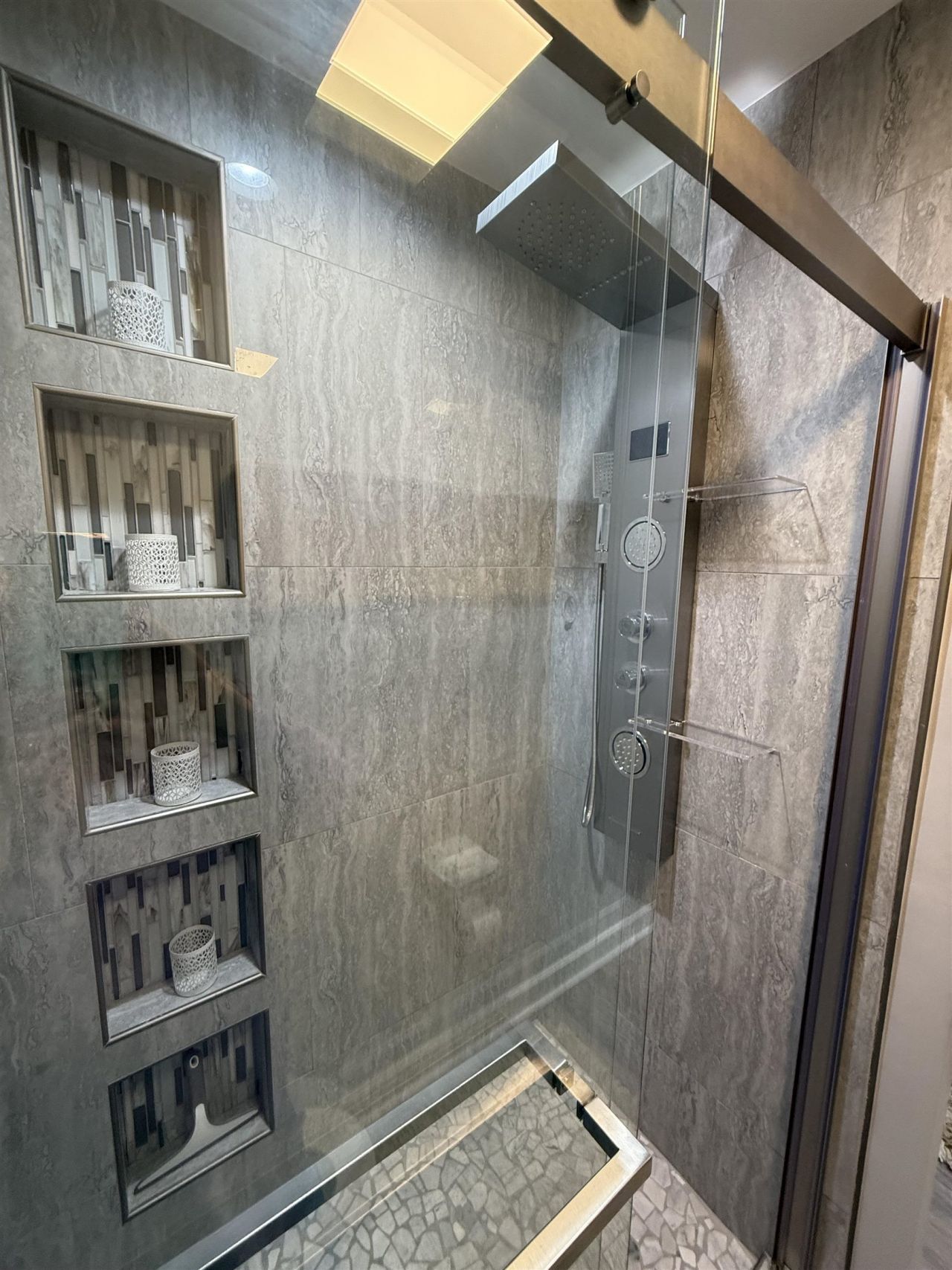 211 Landing Rd. Photo 11