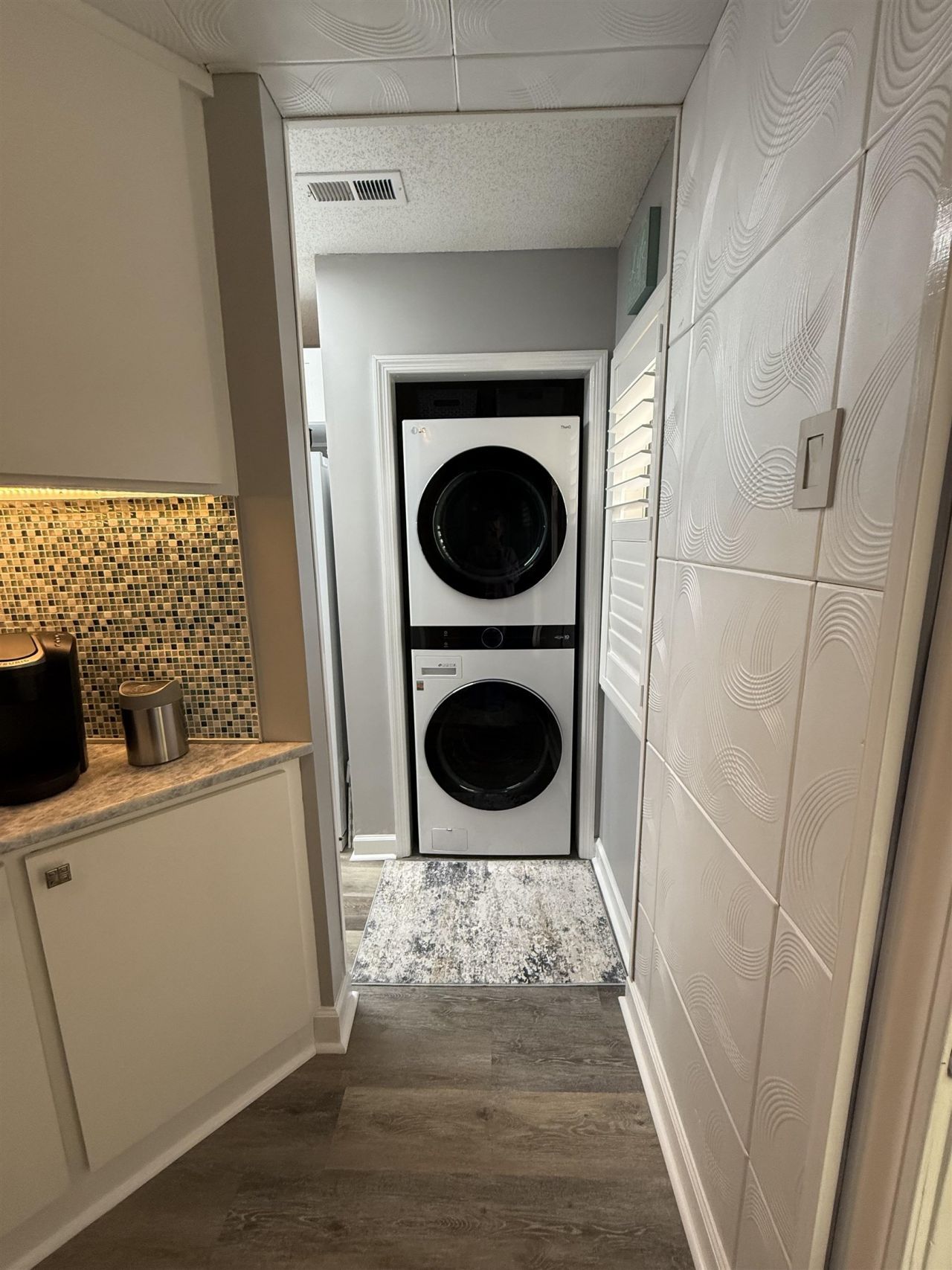 211 Landing Rd. Photo 5