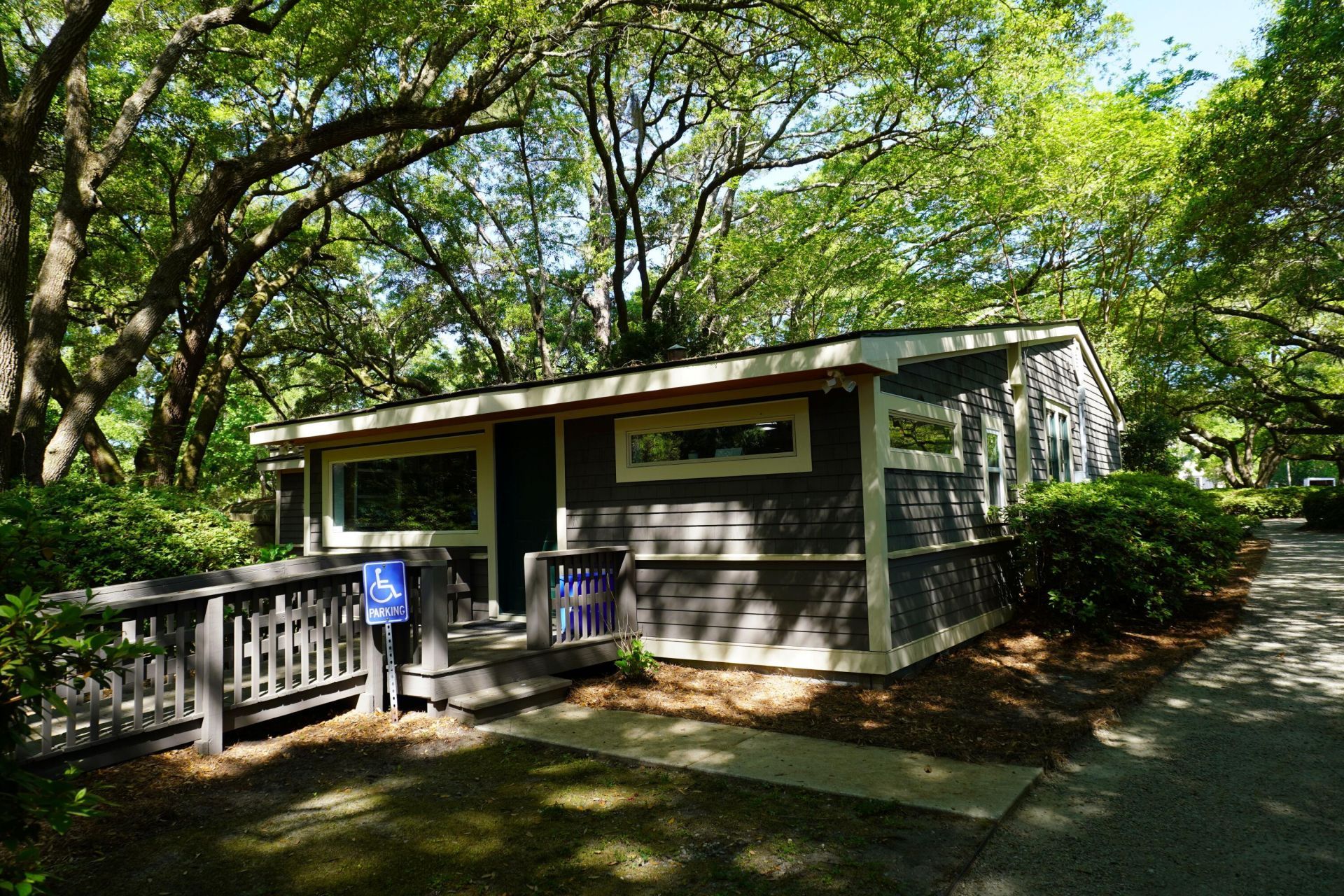 3461 Maybank Highway Photo 12