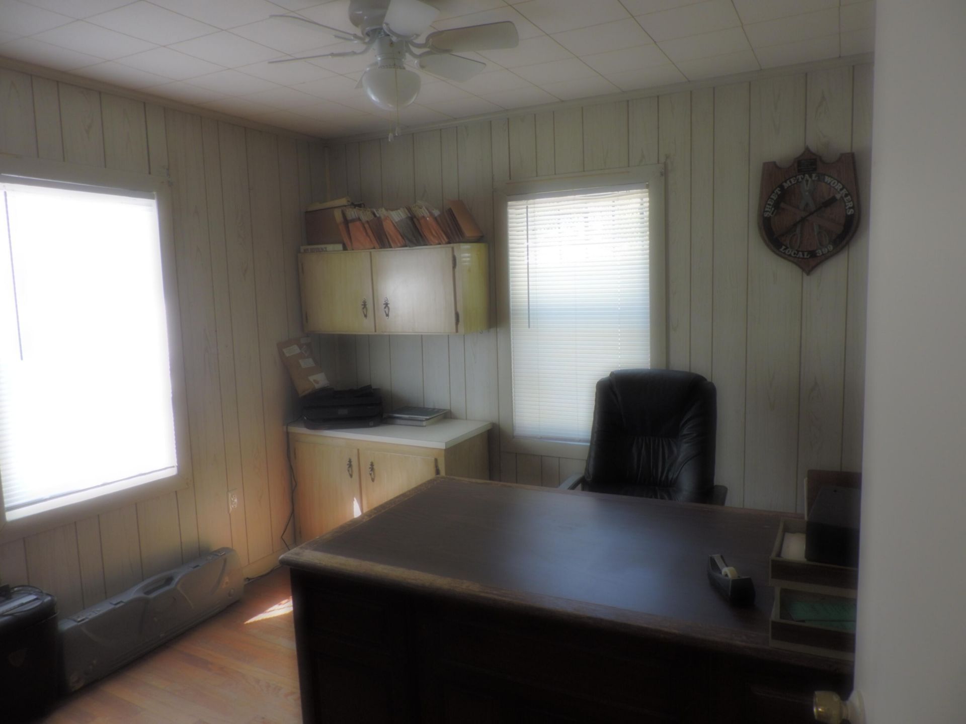 5453 Paulson Street  Photo 16