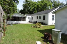 5453 Paulson Street  photo 4