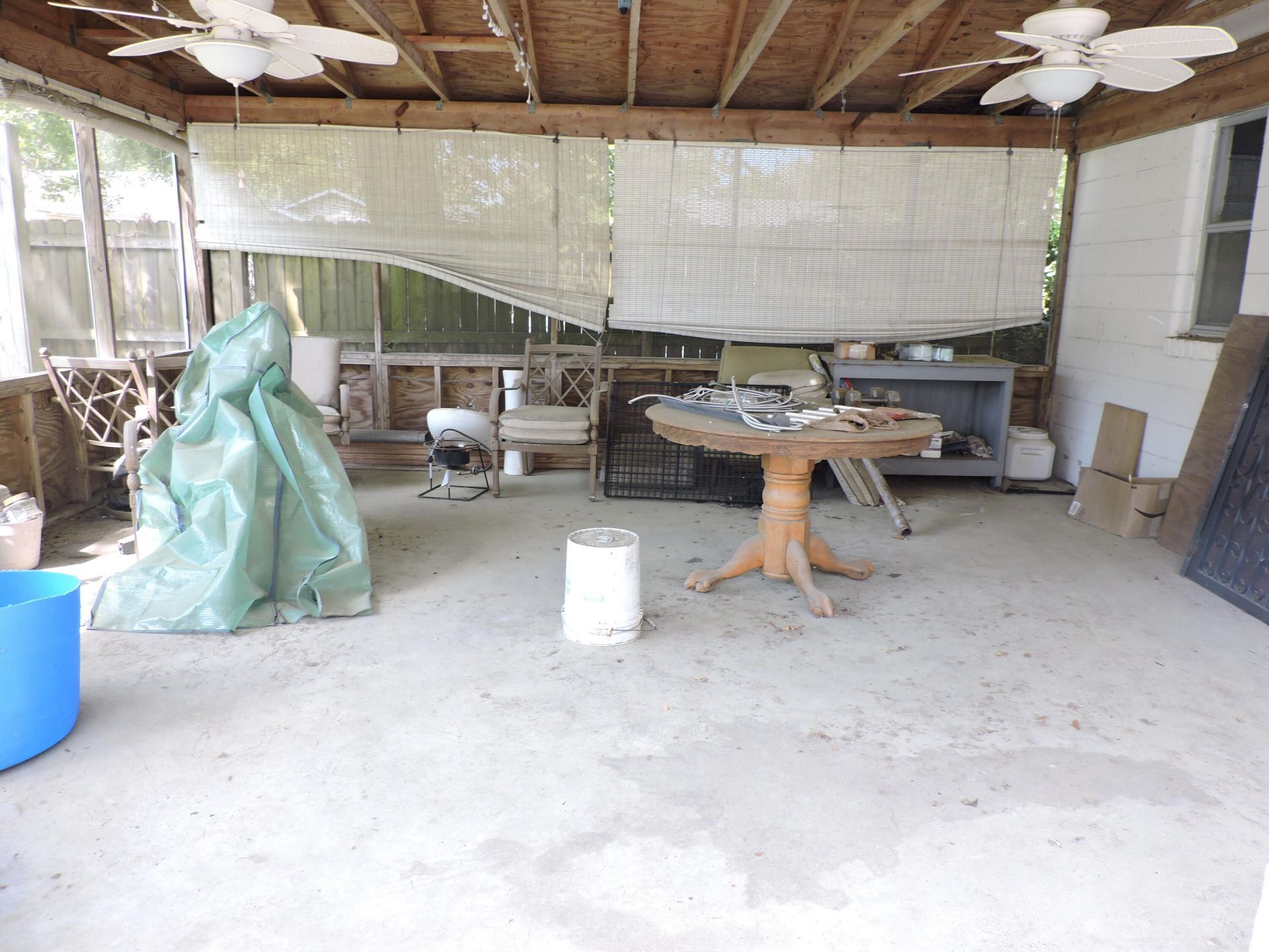 5453 Paulson Street  Photo 8