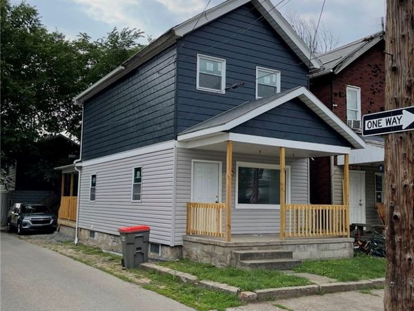 1801 4th Ave, Beaver Falls, PA 15010