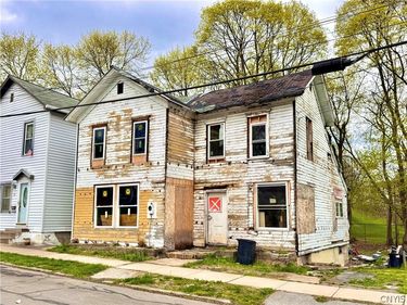 20 Venice Street , Auburn, NY 13021