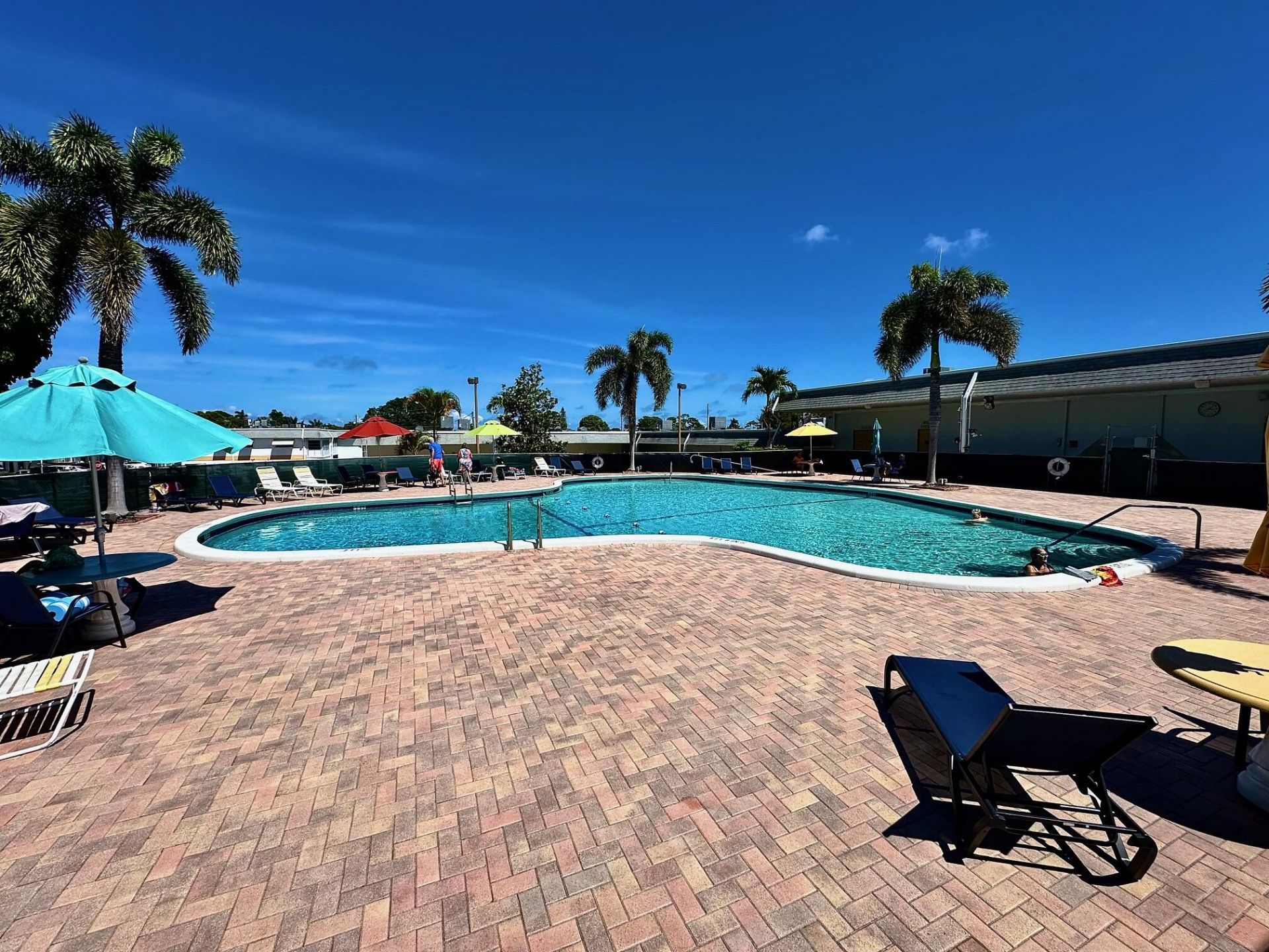 2880 Lake Osborne Drive, Unit 210, Lake Worth Beach, FL 33461 Photo