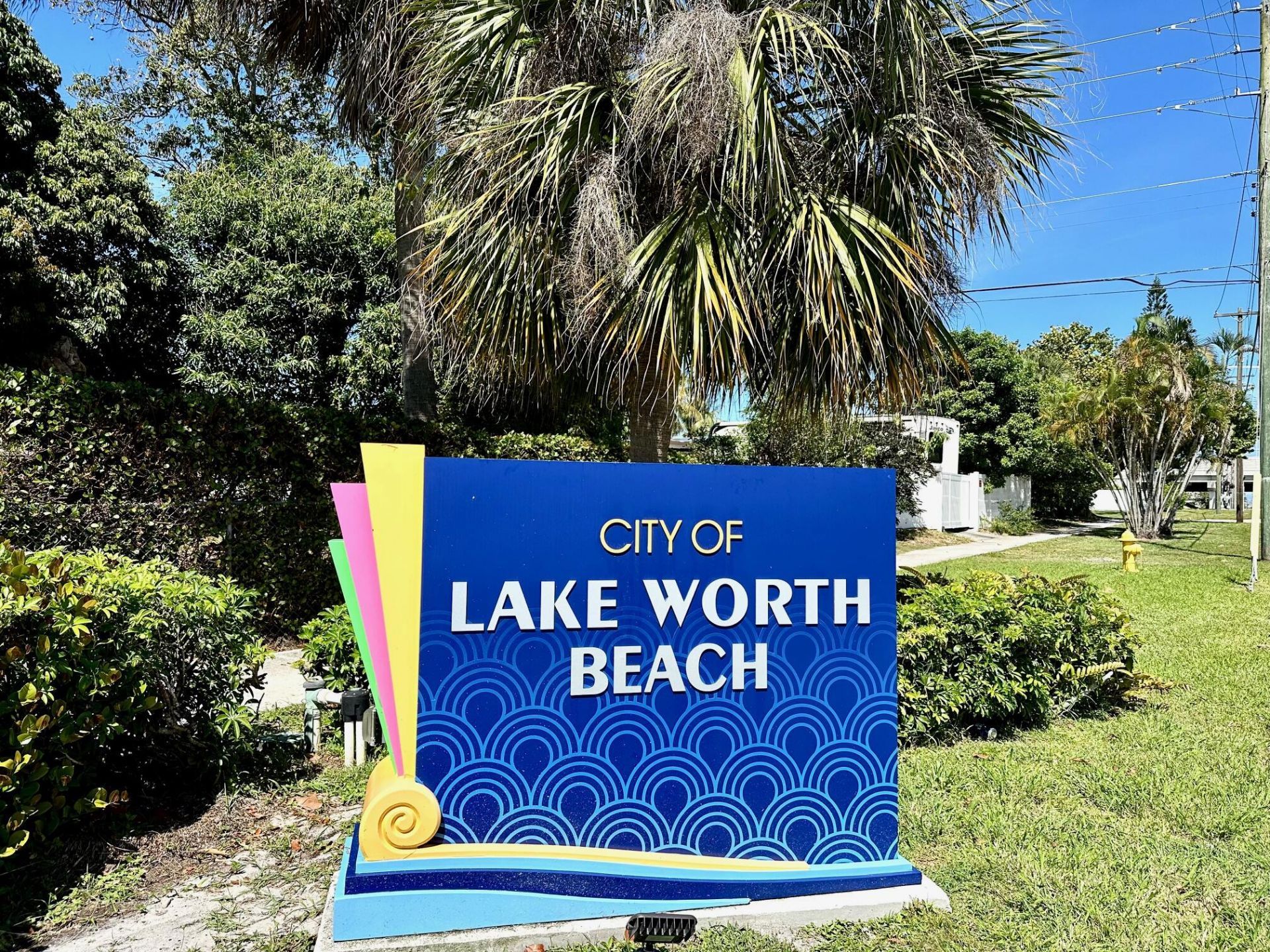 2880 Lake Osborne Drive, Unit 210, Lake Worth Beach, FL 33461 Photo