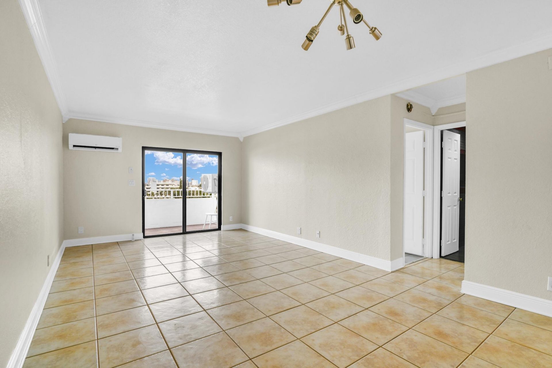 3201 NE 14th Street Causeway, Unit 708, Pompano Beach, FL 33062 Photo