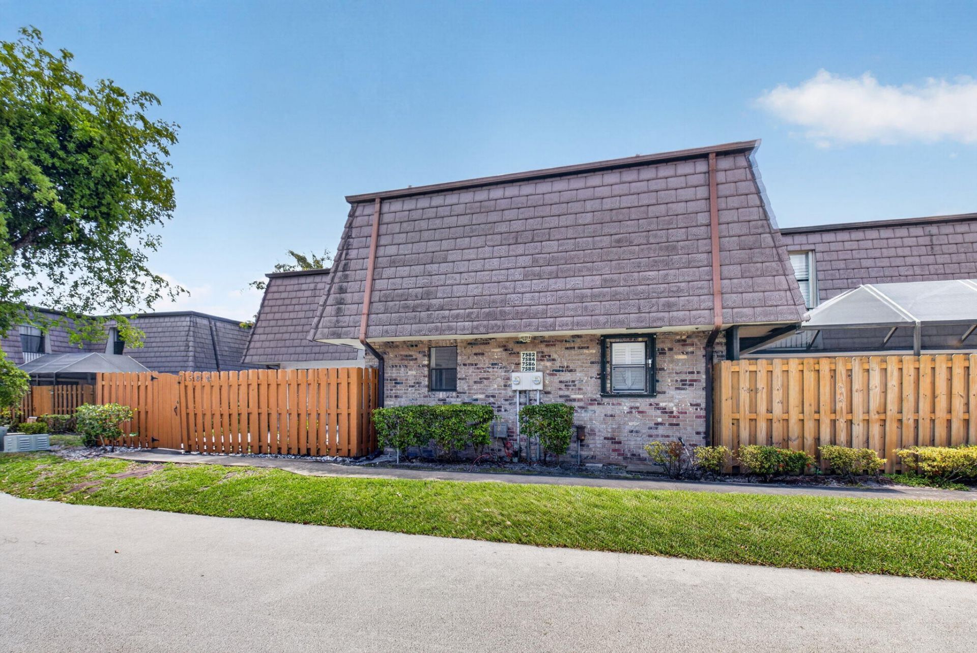 7582 Courtyard Run E, Unit 7582, Boca Raton, FL 33433 Photo