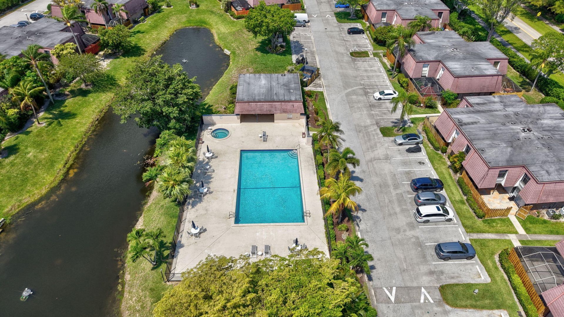 7582 Courtyard Run E, Unit 7582, Boca Raton, FL 33433 Photo