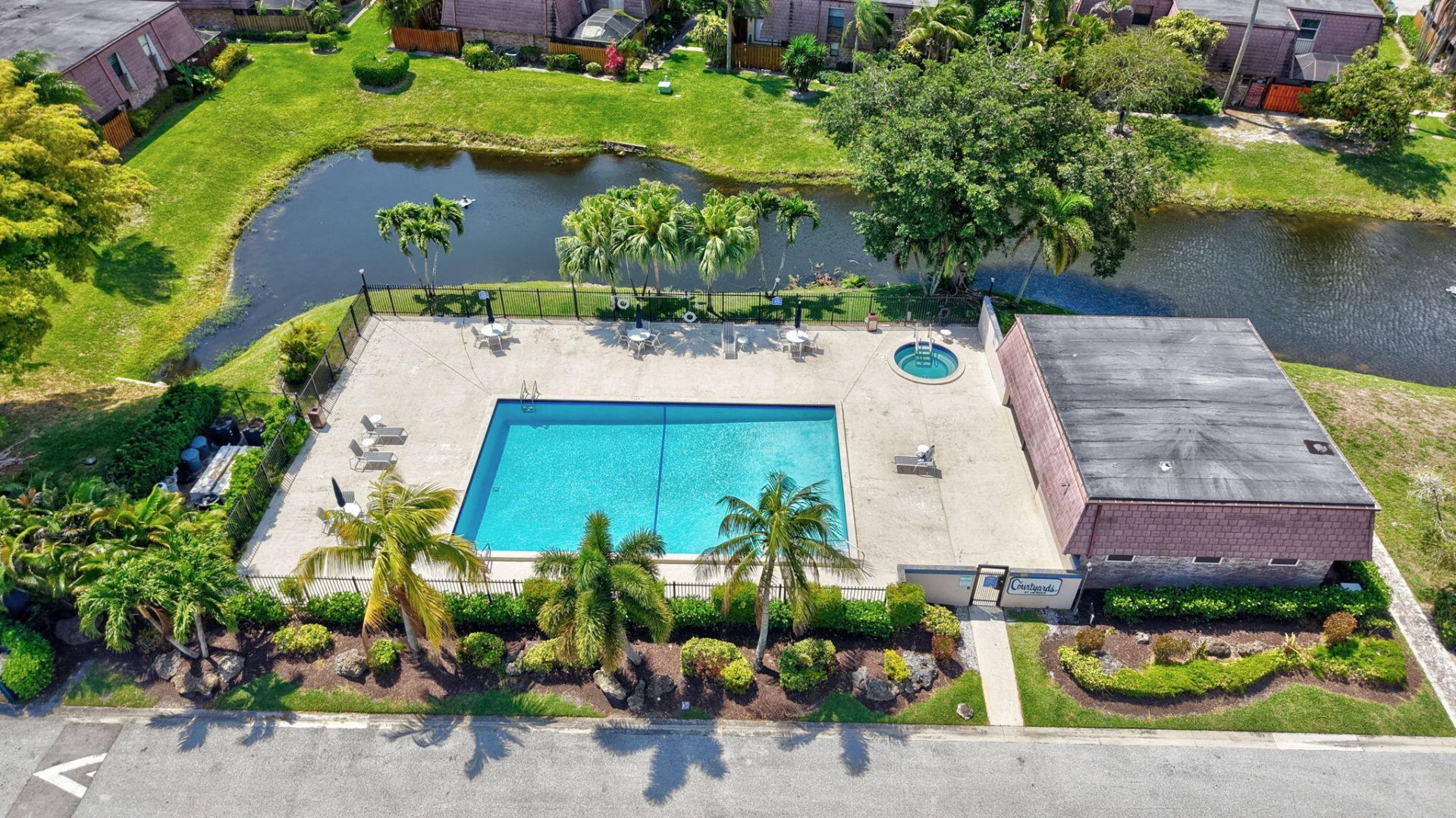 7582 Courtyard Run E, Unit 7582, Boca Raton, FL 33433 Photo