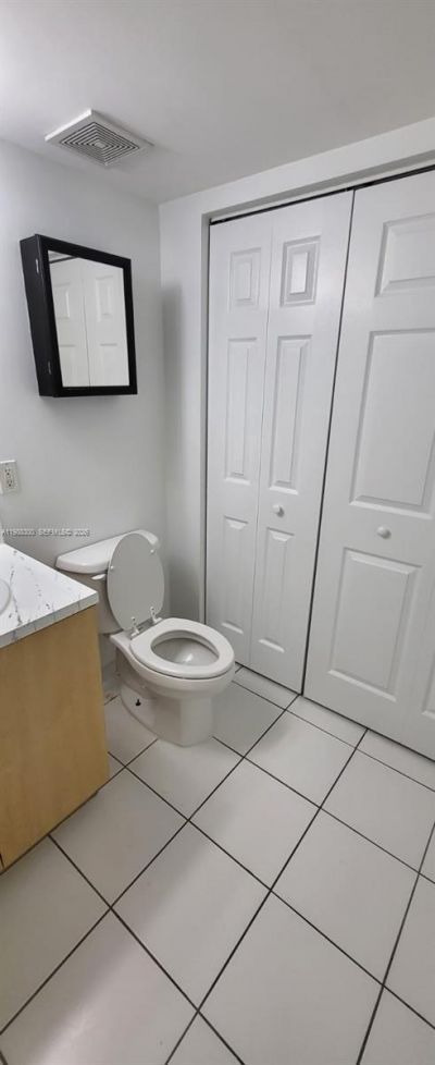 2921 NE 185th St, Unit 1202, Aventura, FL 33180 Photo