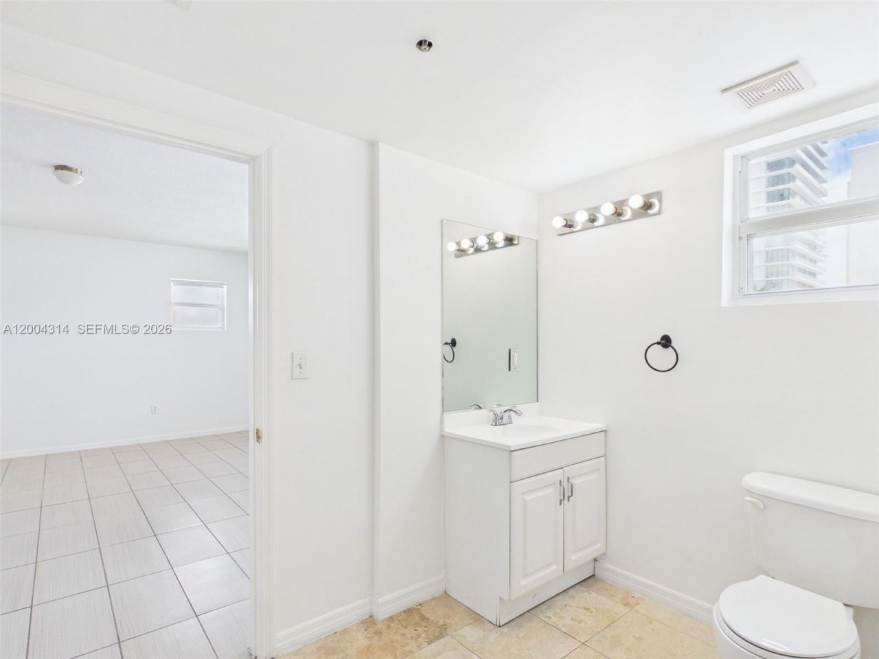 425 NE 30th St , Unit 604, Miami, FL 33137 Photo