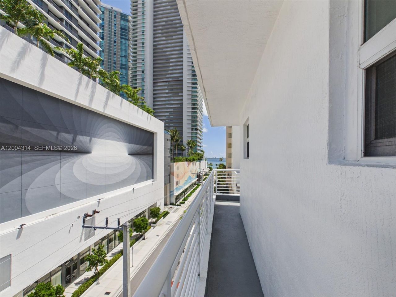 425 NE 30th St , Unit 604, Miami, FL 33137 Photo