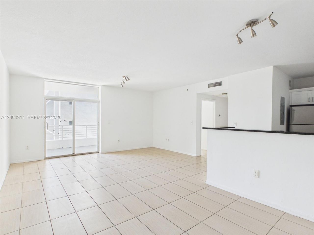 425 NE 30th St , Unit 604, Miami, FL 33137 Photo