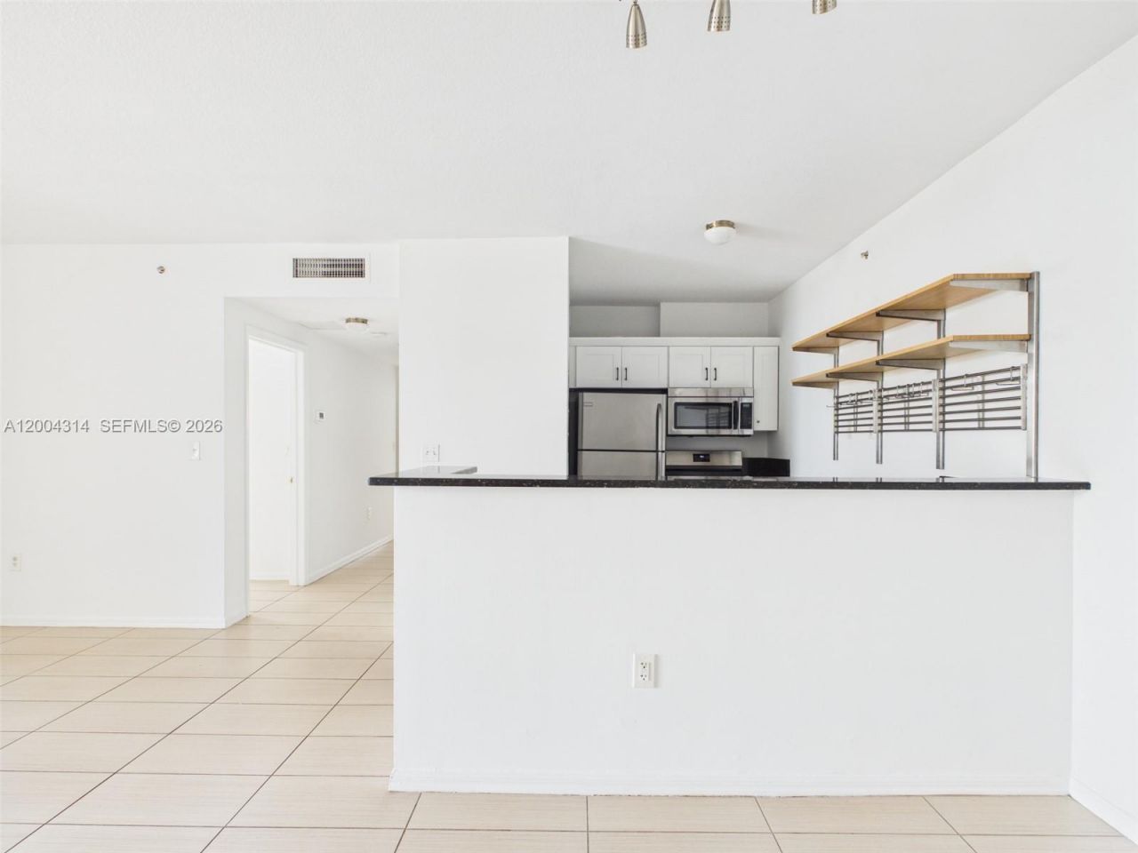 425 NE 30th St , Unit 604, Miami, FL 33137 Photo