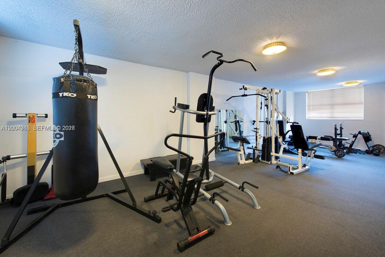 360 Meridian Ave, Unit 3E, Miami Beach, FL 33139 Photo
