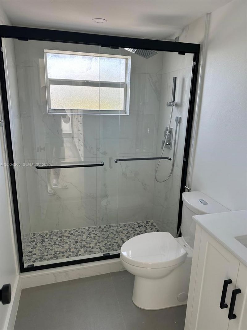 360 Meridian Ave, Unit 3E, Miami Beach, FL 33139 Photo