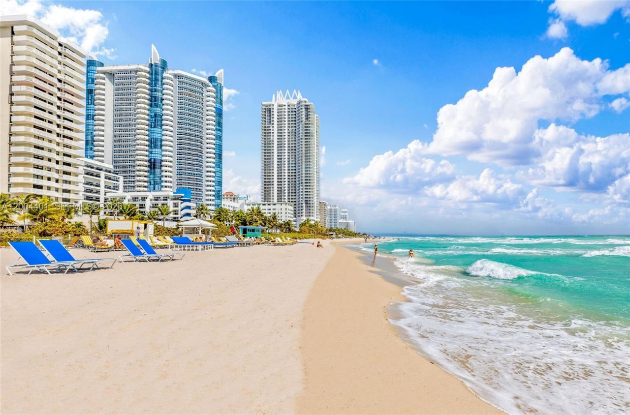 6039 Collins Ave , Unit 1415, Miami Beach, FL 33140 Photo