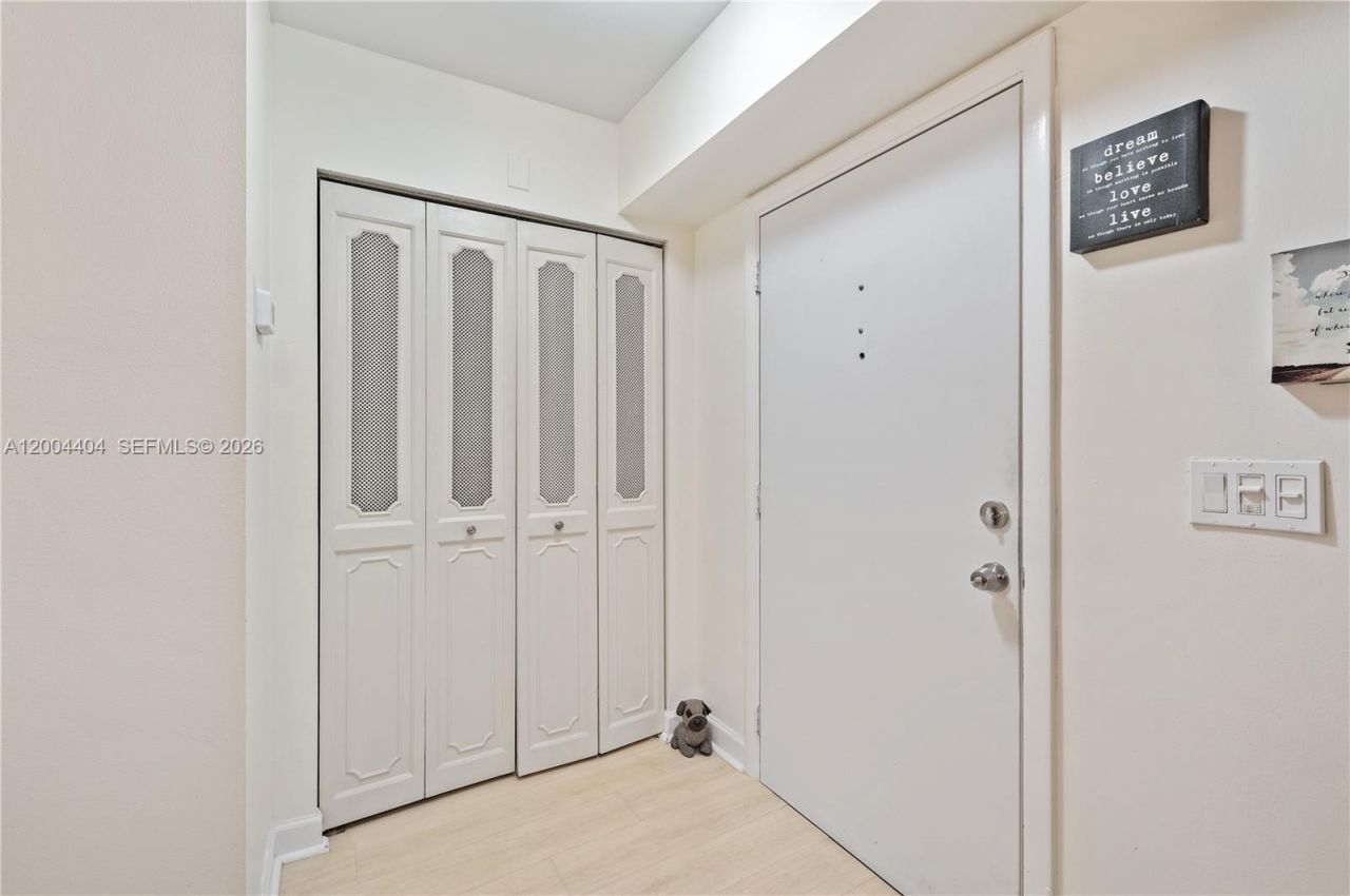 424 SE 10th St , Unit 104, Dania Beach, FL 33004 Photo