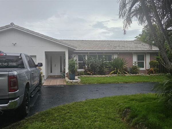 4105 NW 78th Way, Coral Springs, FL 33065