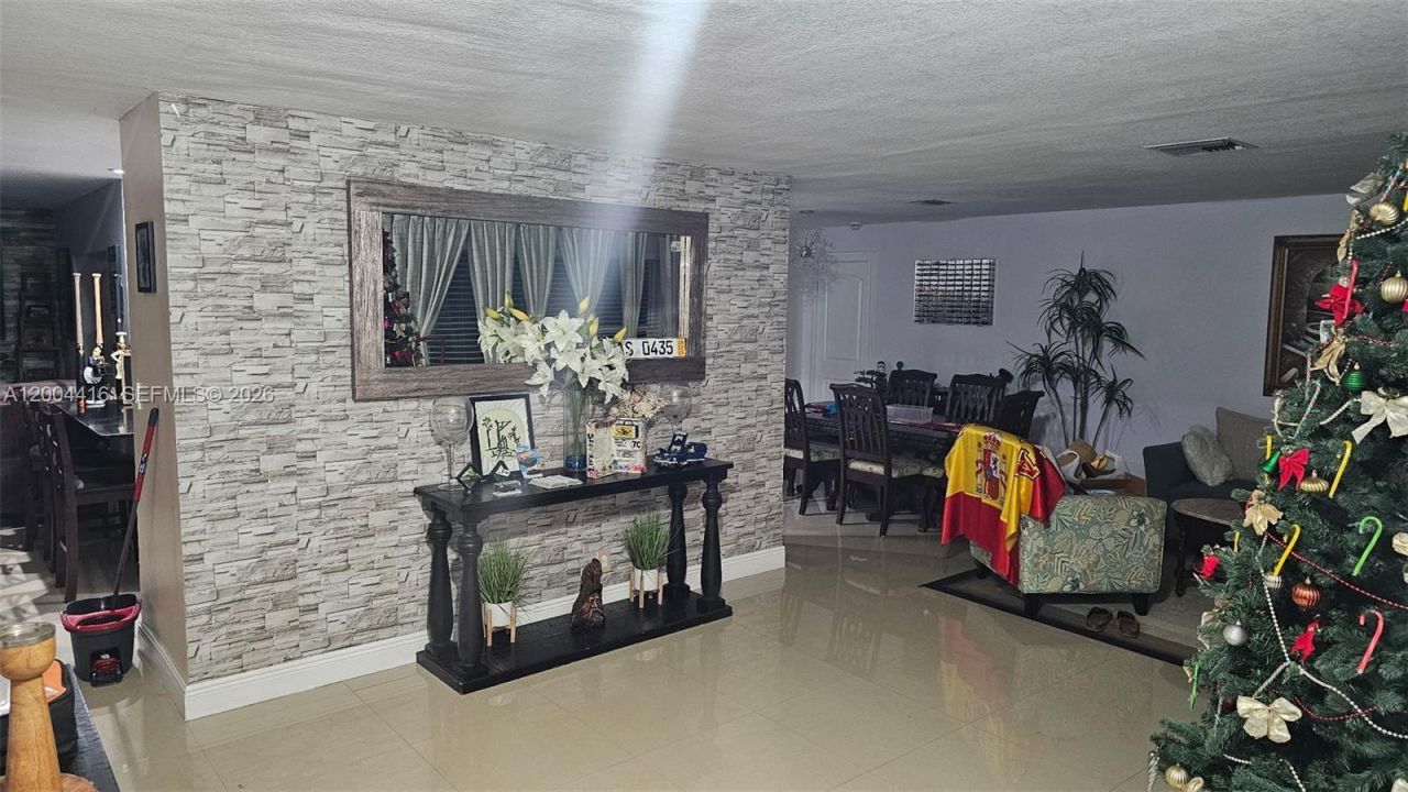 4105 NW 78th Way, Coral Springs, FL 33065 Photo