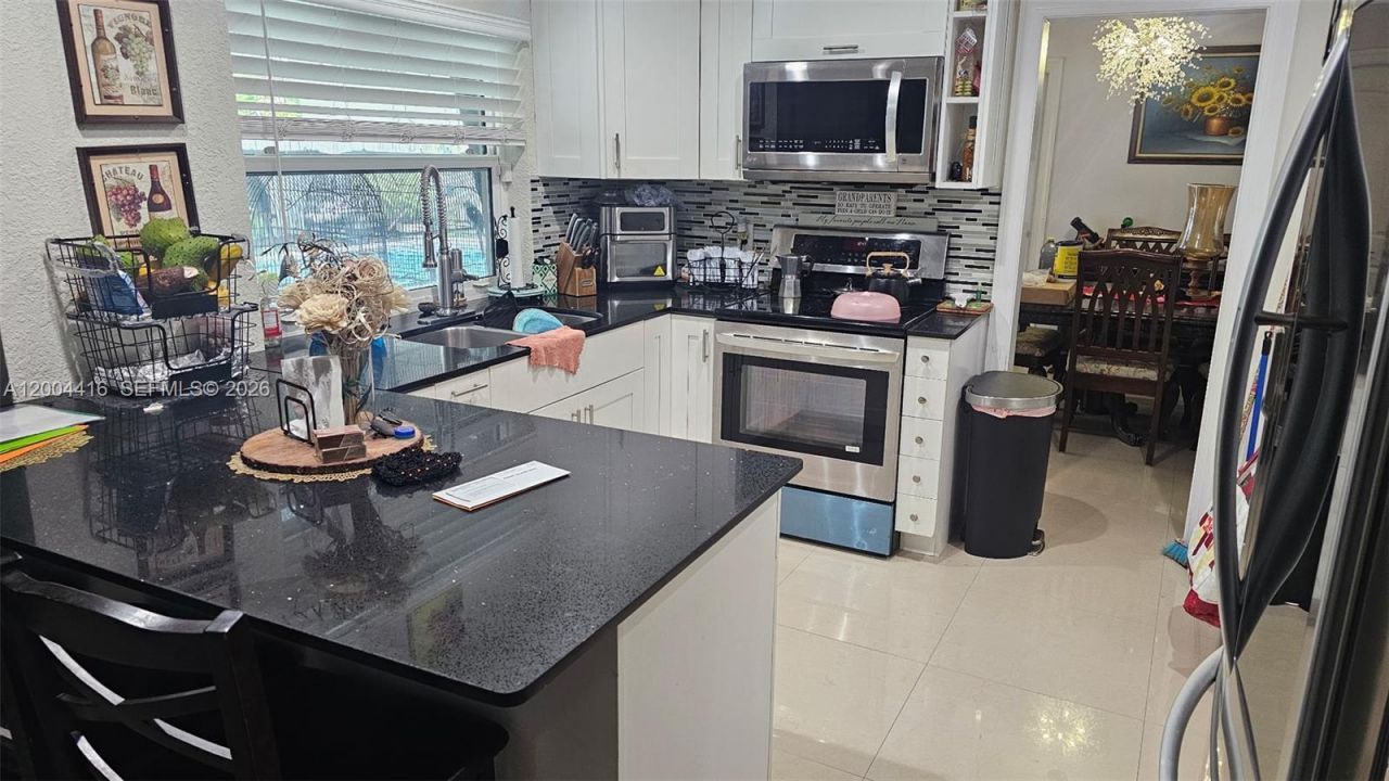 4105 NW 78th Way, Coral Springs, FL 33065 Photo