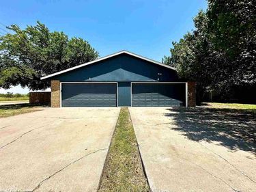 2713 NW Friar Tuck Ln Unit A, Lawton, OK 73505