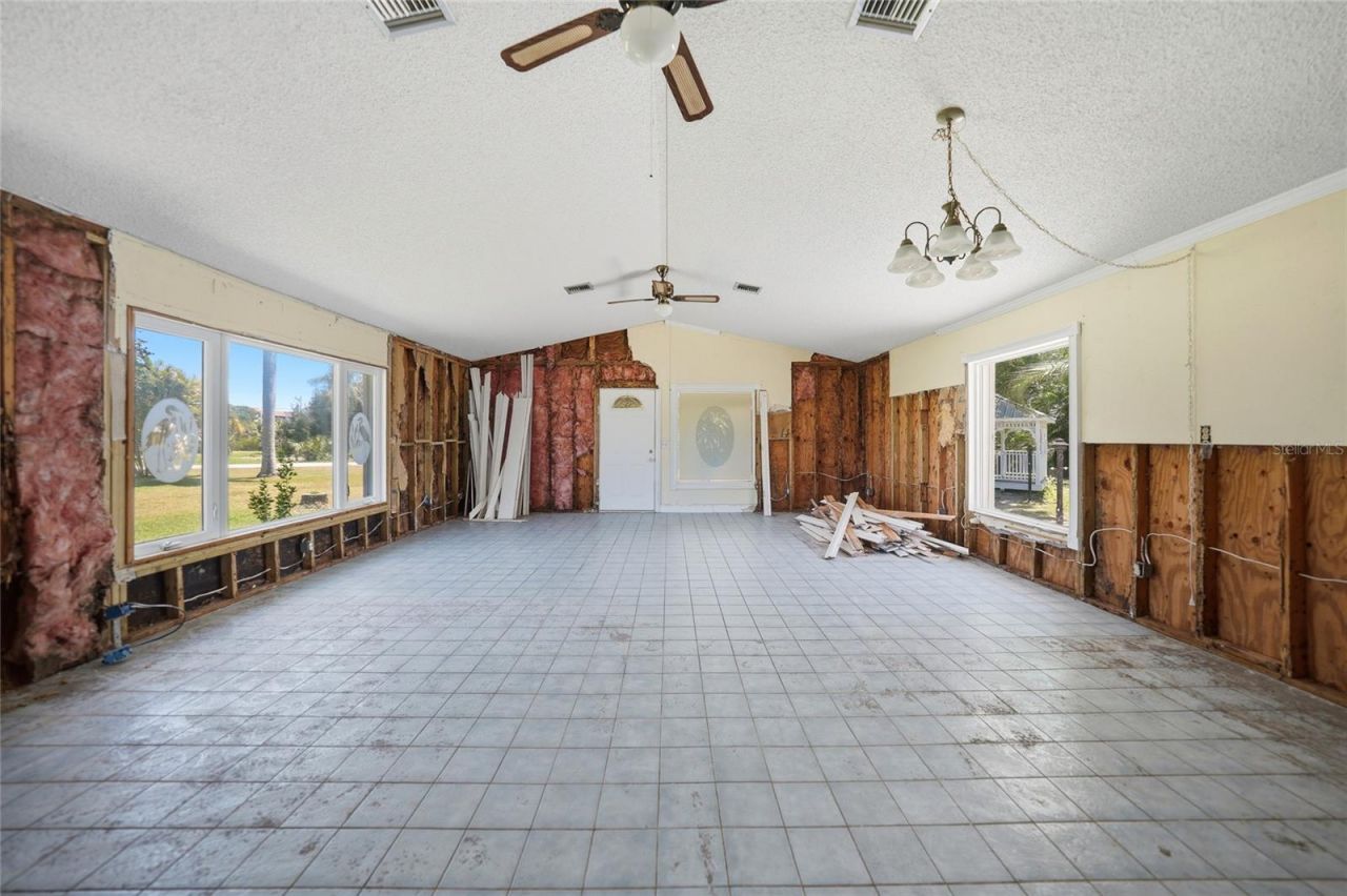 425 Fireball Court , Punta Gorda, FL 33950 Photo