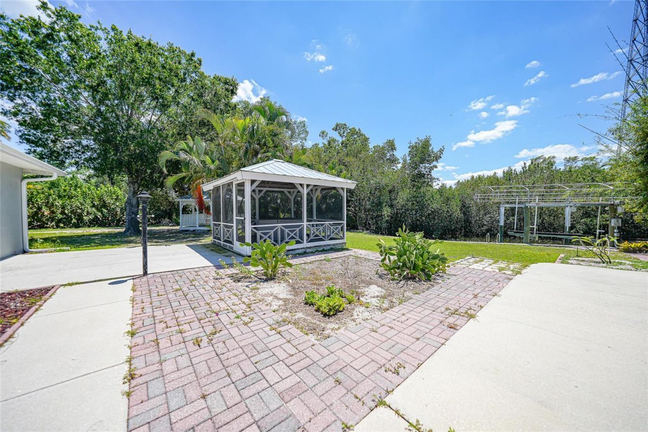 425 Fireball Court , Punta Gorda, FL 33950 Photo