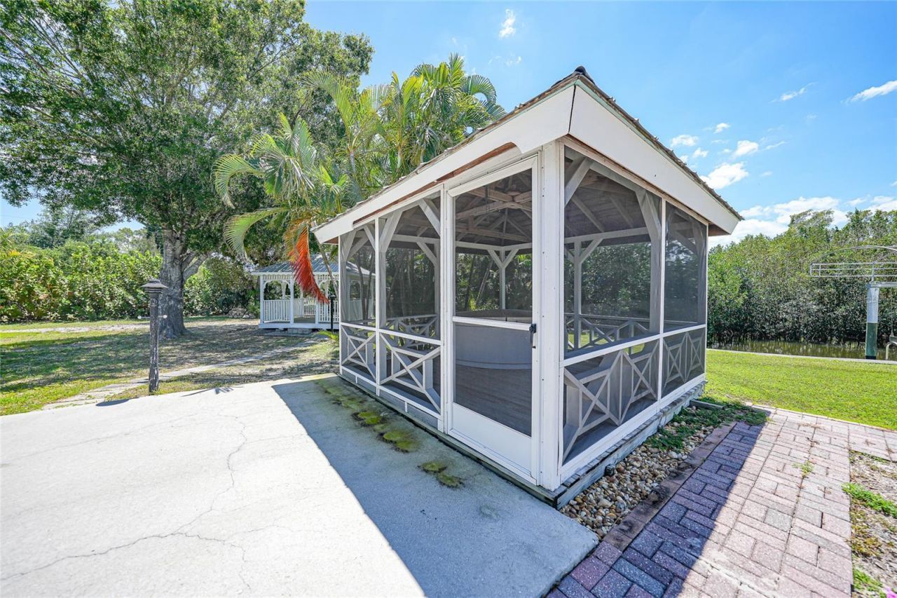 425 Fireball Court , Punta Gorda, FL 33950 Photo