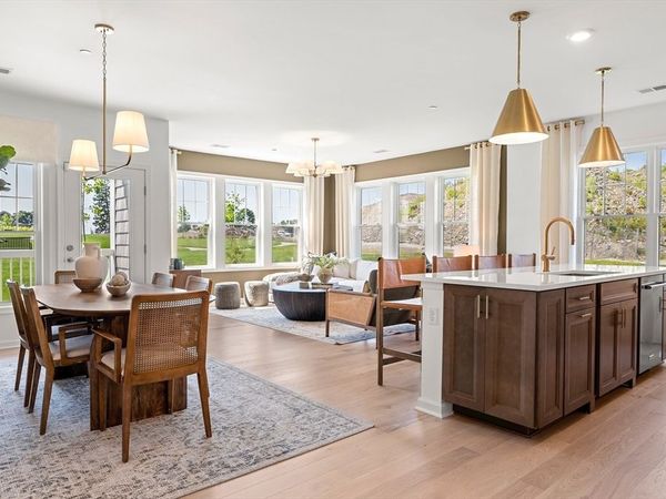 320 Martins Landing, Unit 512, North Reading, MA 01864